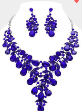 Load image into Gallery viewer, Necklace_Statement Necklace Set
