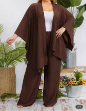 Load image into Gallery viewer, Two Piece Cape Bubble Fabric Cape Set
