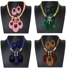 Load image into Gallery viewer, Statement Necklace Set
